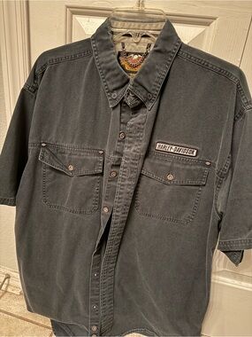 Harley-Davidson Short Sleeve Button-Front Shirt in Charcoal Gray